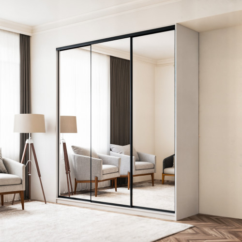 Szafa docinana na wymiar Biała 225–285 cm z drzwiami przesuwnymi i bokiem - 3x lustro - profil czarny