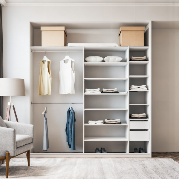 Szafa docinana na wymiar Biała 225–285 cm z drzwiami przesuwnymi i bokiem - 3x szkło białe - profil biały